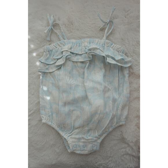 cloud island Other - New Cloud Island Sea Shell Ruffle Bubble Romper 6-9M